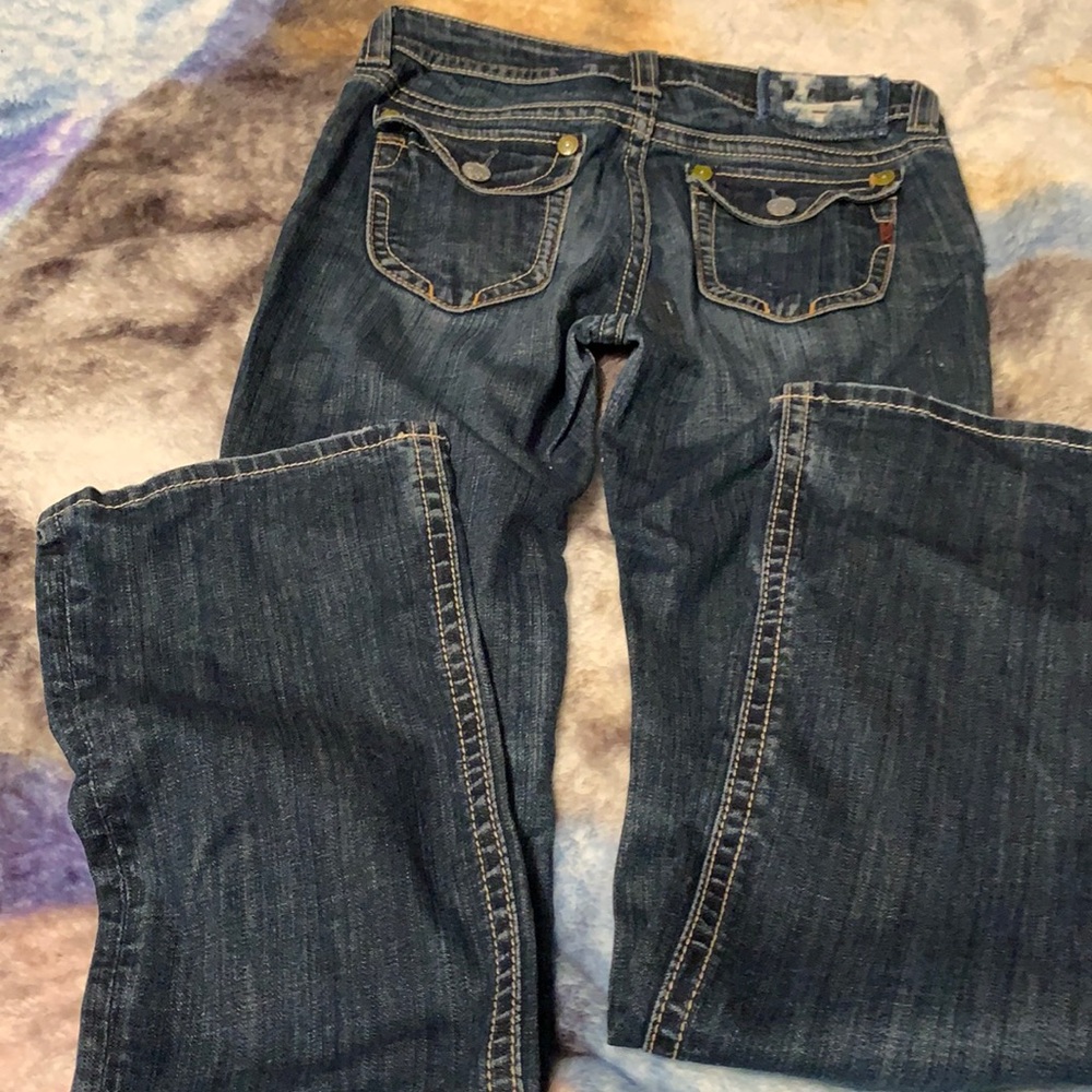 MEK denim waist is 15”! Inseam is 34”! In great shape!